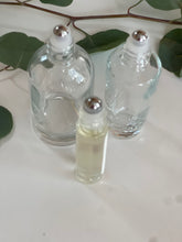 Load image into Gallery viewer, Fragrance Roller (10 ml)